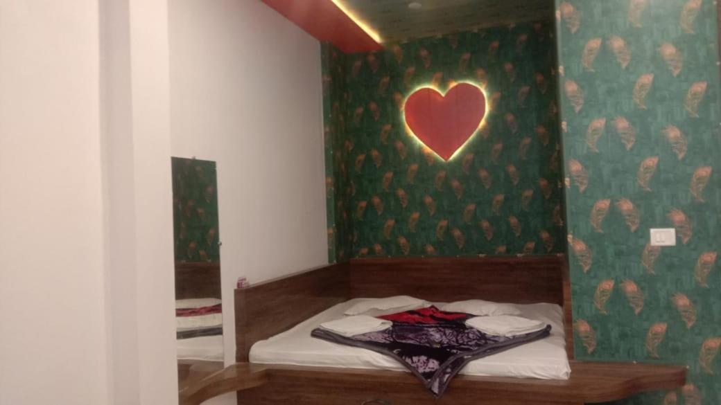 New Hotel Rajvihar Pachmarhī Eksteriør bilde