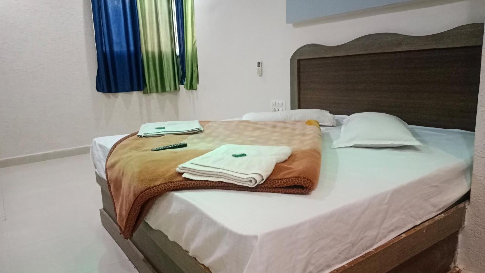 New Hotel Rajvihar Pachmarhī Eksteriør bilde